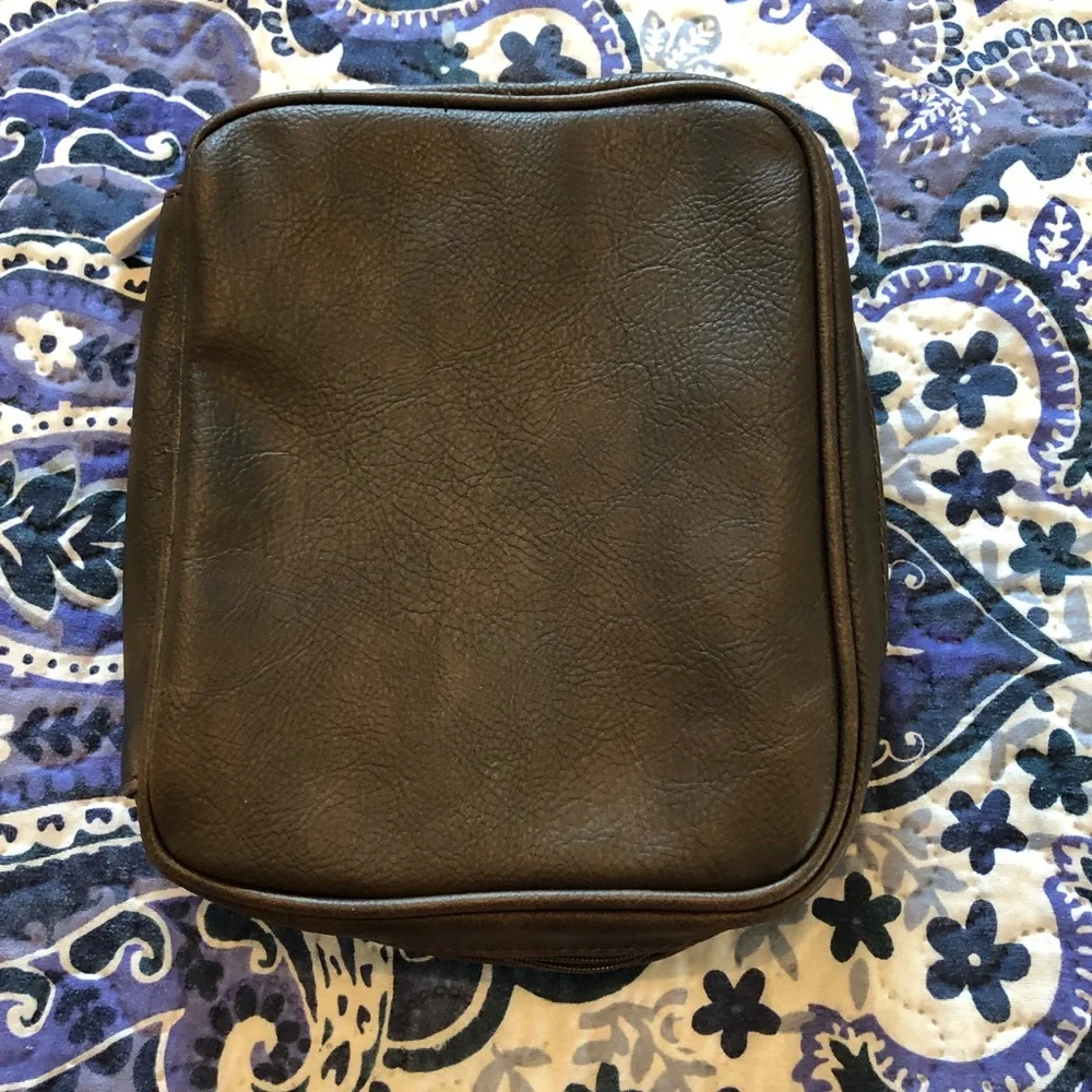 Thirty one case - Picture 1 of 3